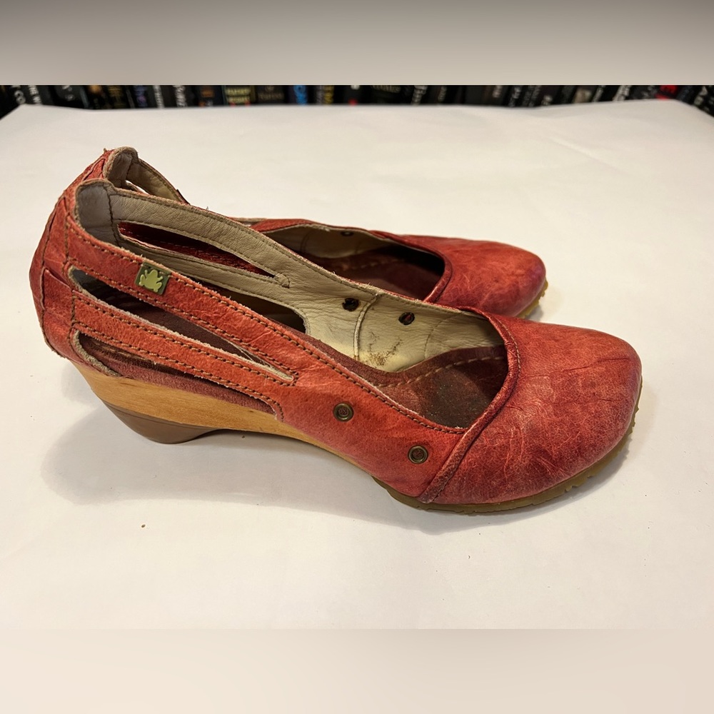 ❤️❤️3/$30❤️❤️ El Naturalista Casual Pumps | Maroon | Size 38 ❤️❤️3/$30❤️❤️